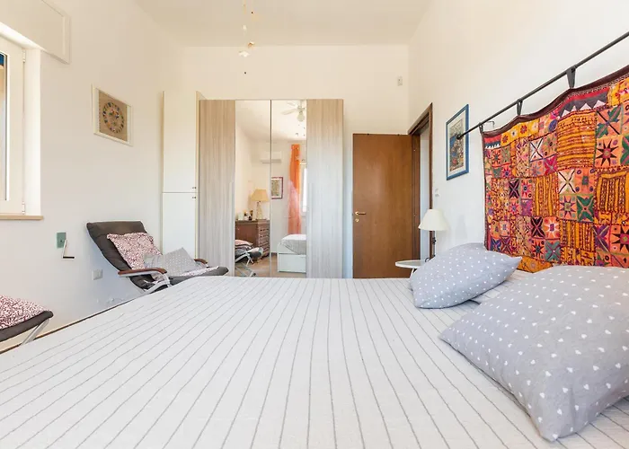 Ilios By Barbarhouse